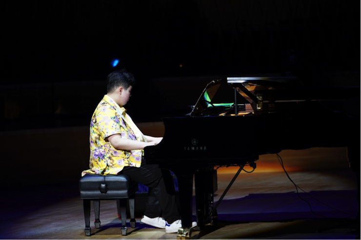 世界自闭症日，佰利乐未来艺术家刘明康与他的朋友们温情奏响“音乐与梦想”慈善音乐会