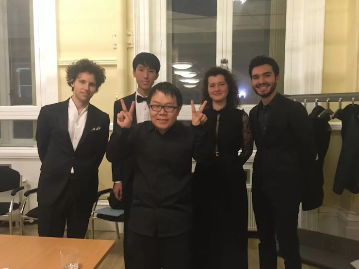 特别喜讯！川音籍学子——王心源荣获利兹国际比赛第三名及最受观众欢迎奖！